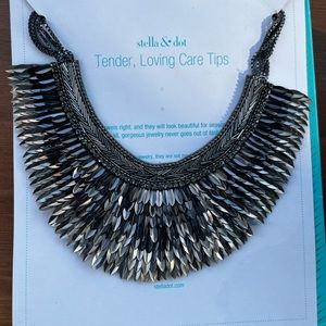 Stella and dot necklace